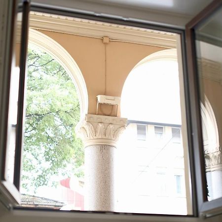 Appartamento Moderno ❴ 300 Mt. Da Porta Nuova ❵ Торино Екстериор снимка